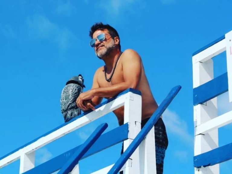 Enrique Arce Biography, Age, Height, Wife, Net Worth StarsWiki