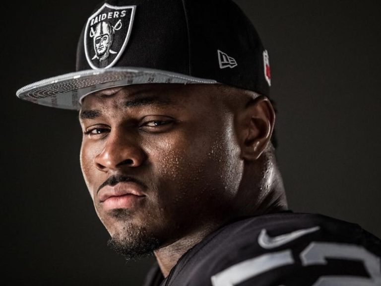 Khalil Mack Biography, Age, Height, Girlfriend, Net Worth - StarsWiki