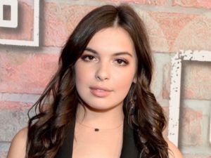 Isabella Gomez Biography, Age, Height, Boyfriend, Net Worth - StarsWiki