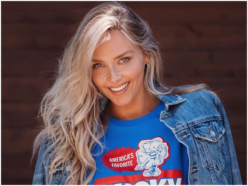 Camille kostek фото