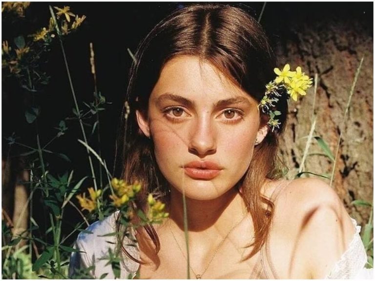 Diana Silvers Biography, Age, Height, Boyfriend, Net Worth StarsWiki