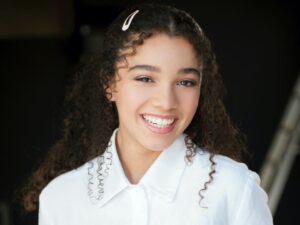 Malia Baker Biography, Age, Height, Net Worth, Wiki - StarsWiki