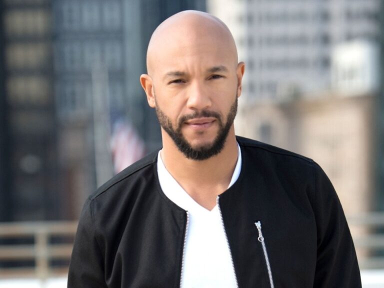 Stephen Bishop Bio, Age, Height, Wife, Net Worth, Wiki - StarsWiki